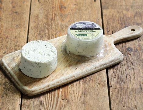 Sussex Slipcote Garlic & Herb Sheep's Cheese