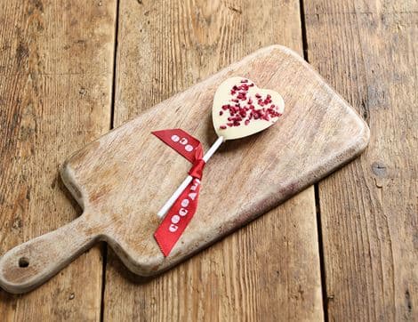 Raspberry White Chocolate Heart Lolly