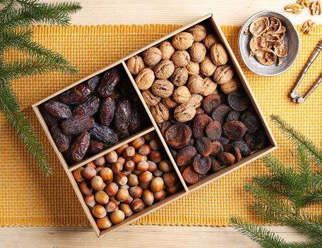 Christmas Dried Fruit & Nut Gift Tray