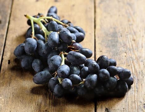 Black Grapes, Seedless