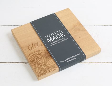 Chopping Board, Gin Print, Sustainable Scottish Wood (21 x 19 x 2cm)