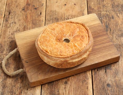 Large Pork Pie, B Corp, Non-Organic, Daylesford (900g)