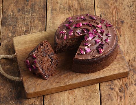 chocolate fudge cake with rose petals meg rivers