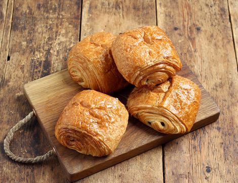 Pain Au Chocolat, B Corp, Non-Organic, Hobbs House Bakery (360g, pack of 4)