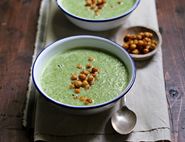 Kale, Tahini & Crispy Chickpea Soup