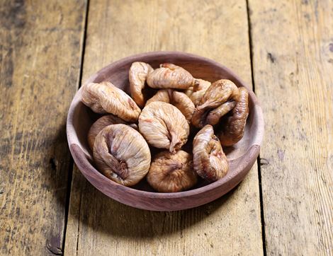 organic figs in bowl