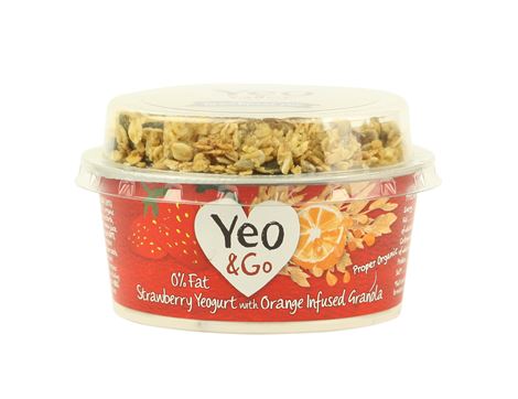 Strawberry Yogurt with Orange Infused Granola, 0% Fat , Organic, Yeo Valley (135g)