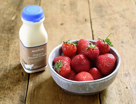 English Strawberries & Cream Bundle, Organic